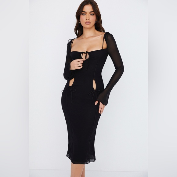 House of Cb OPHELIA
BLACK CUTOUT MIDI DRESS size Medium - Picture 3 of 3